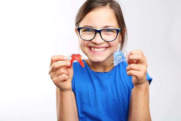 What Is a Dental Retainer?